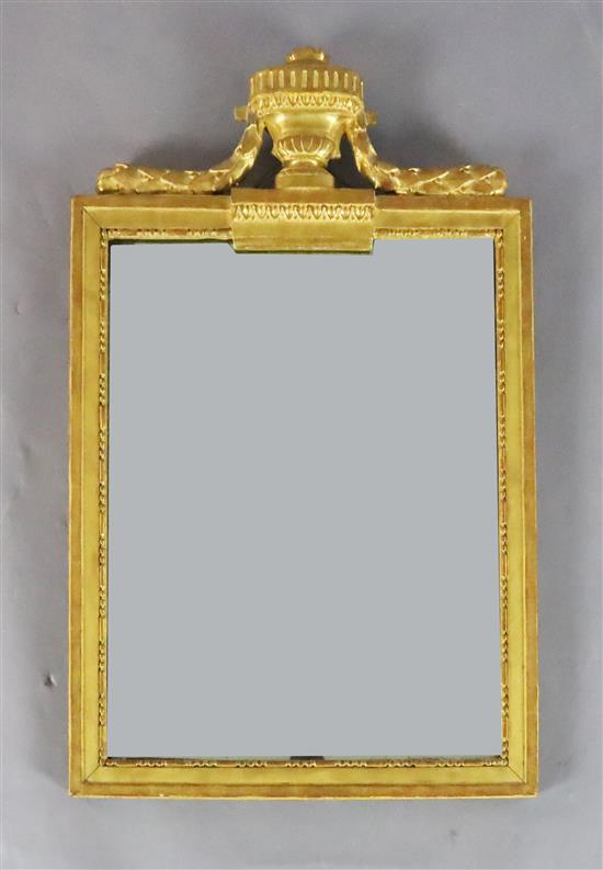 An early 19th century giltwood wall mirror, W.1ft 8in. H.2ft 6in.